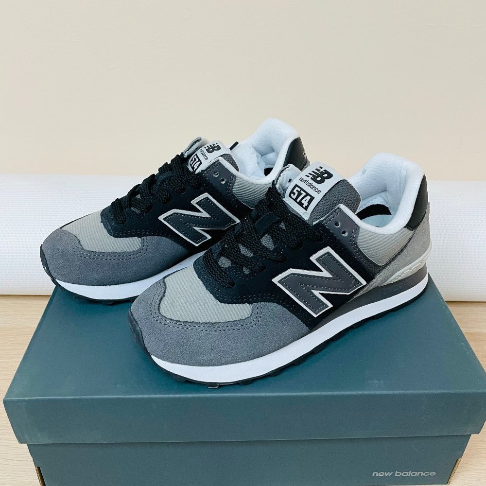 New Balance 574 Women Black/Grey